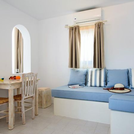 פריבולוס Villa George Santorini מראה חיצוני תמונה