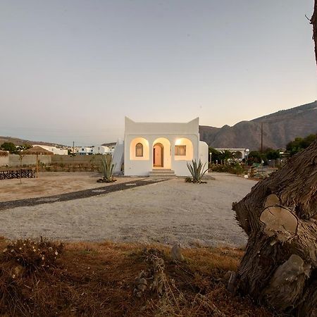 פריבולוס Villa George Santorini חדר תמונה