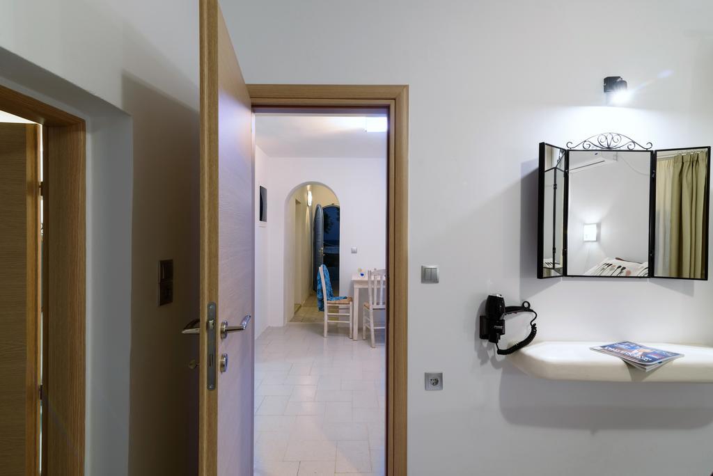 פריבולוס Villa George Santorini חדר תמונה