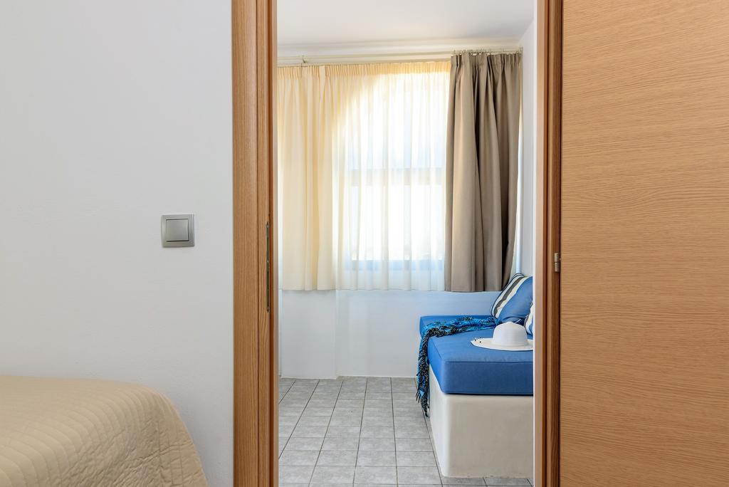פריבולוס Villa George Santorini חדר תמונה