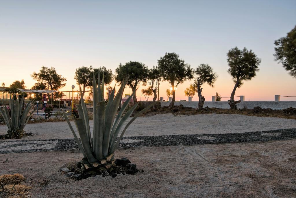פריבולוס Villa George Santorini חדר תמונה