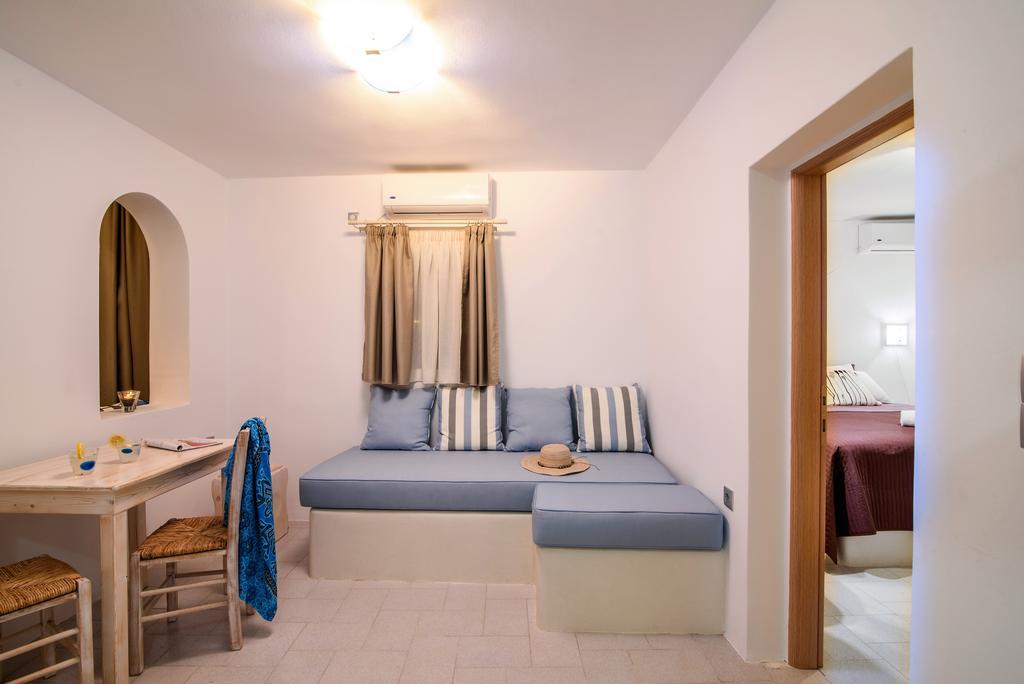 פריבולוס Villa George Santorini חדר תמונה